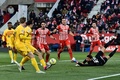 22-23スペイン1部リーグ第19節、ジローナ対FCバルセロナ。ゴールを決めるFCバルセロナのペドリ（左から3人目、2023年1月28日撮影）。(c)Pau BARRENA / AFP