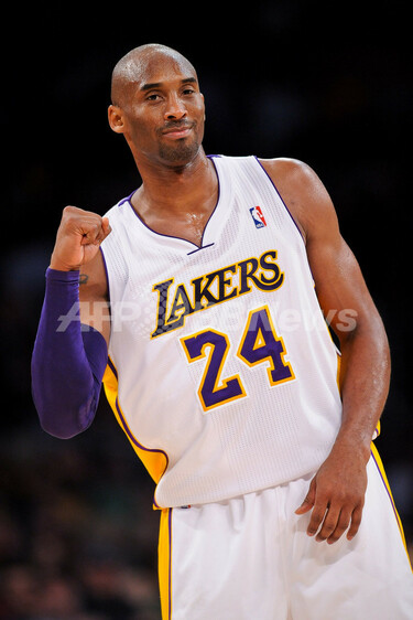 NBAオールスター先発メンバー発表、コービーが15年連続選出 写真2枚