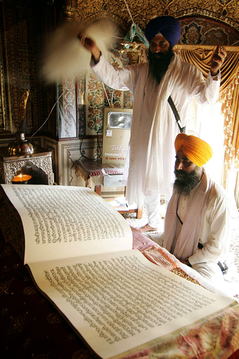 シーク教総本山で第4代グルの生誕祭