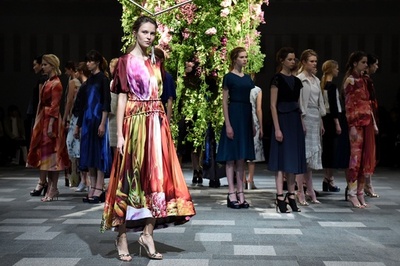 「ハナエモリ マニュスクリ」18年春夏