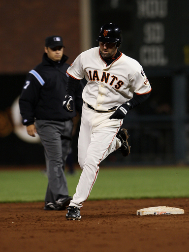 ジャイアンツ ブレーブスとの接戦を制す