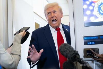 「髪の毛消された」 トランプ氏、タイム誌の写真に不満あらわ