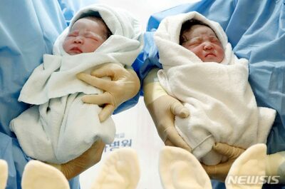 韓国の出生率、OECD最下位…「人口絶壁」防げず