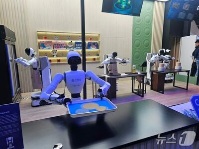 世界のモバイル見本市MWC、AI融合の新技術を続々公開…韓国LGユープラスもメディアアート披露