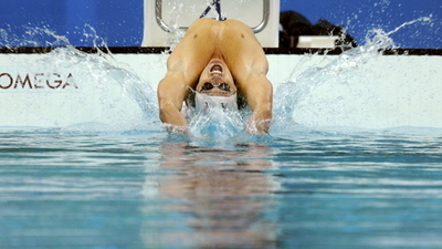 宮下 男子100メートル背泳ぎ準決勝進出