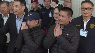 動画:ガザ解放のタイ人5人、家族と再会