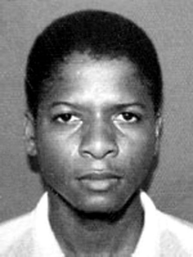 グアンタナモ収容のアルカイダ幹部、初めて通常の法廷へ