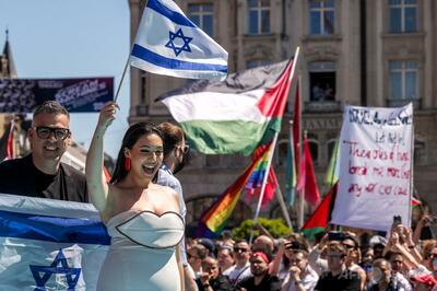 ユーロビジョン開会式で「喉切るジェスチャー」 イスラエル放送局が苦情