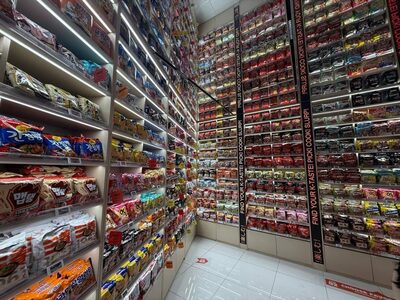 韓国Kラーメン人気が進化、外国人にチーズ味やマーラー味が定着