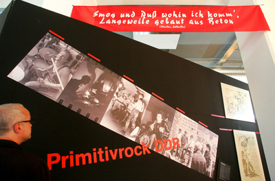 旧東ドイツ パンク・ムーブメントの展覧会「too much Future - Punk in the GDR」展開催