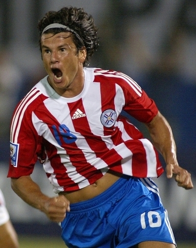 パラグアイ ベネズエラに快勝