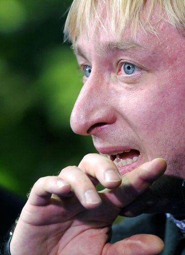 プルシェンコが負傷で途中棄権、フィギュア欧州選手権