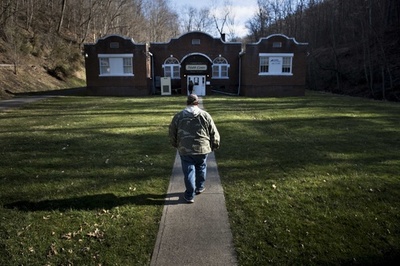 米国の喫煙率と肥満率、都市部より地方部で高い傾向 調査