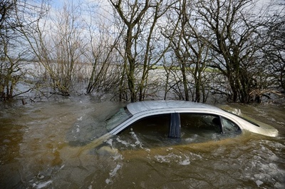 洪水相次ぐ英南部、1月降水量は1910年以来最多