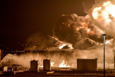 フーシ派、サウジ石油施設を攻撃 F1会場付近で大火災