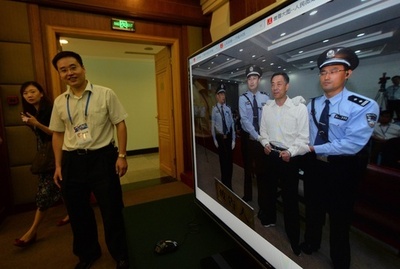 薄熙来被告に無期懲役、中国