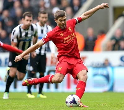 リバプール、2度のビハインド追いつきニューカッスルとドロー