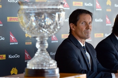 ワラビーズのディーンズ監督が辞任