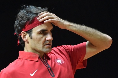 フェデラーがショッキングな敗戦もスイスと仏は1勝1敗