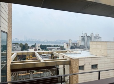 漢江ビュー、共有キッチン、ジム…韓国大学生の「夢の場所」になったロッテ奨学財団寮