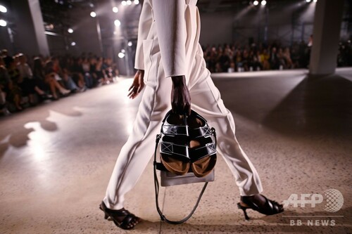 プロエンザ スクーラー 年春夏 写真28枚 ファッション ニュースならmode Press Powered By Afpbb News