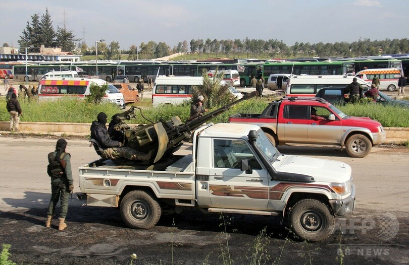 孤立したシリア4自治体から住民ら退避開始、カタールとイランが仲介