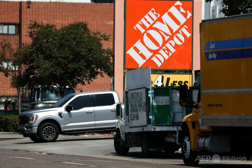 米移民当局の捜査から逃げた男性 高速道でひかれ死亡