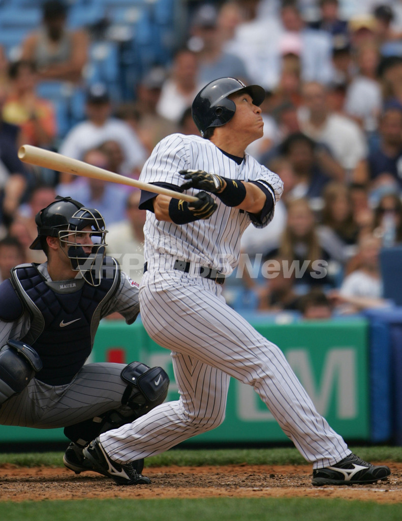 松井秀喜 第10号決勝2ランを放つ活躍 写真4枚 国際ニュース Afpbb News