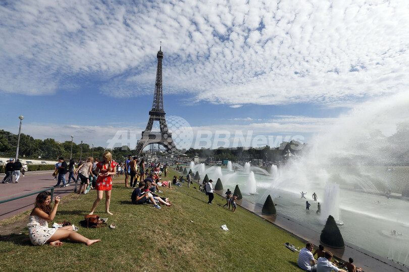 暑かったらパリへいらっしゃい、トロカデロの噴水