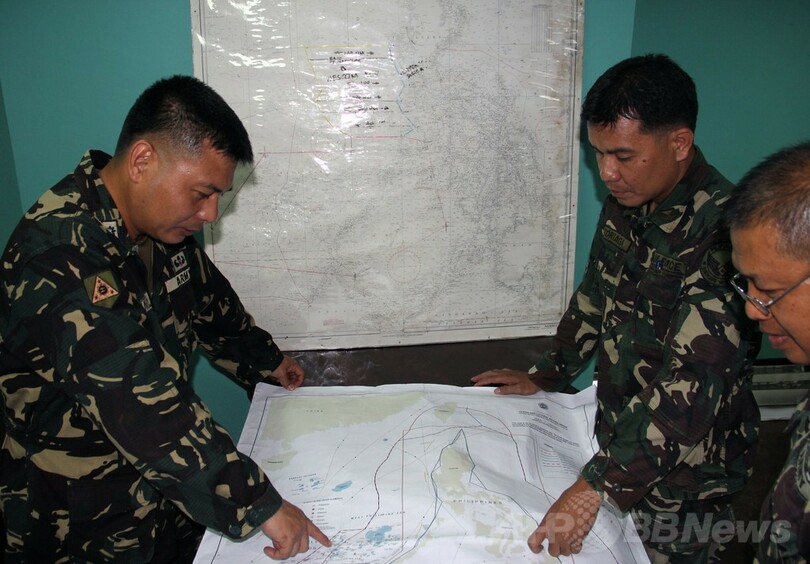 消息絶ったマレーシア航空機、関係各国が懸命の捜索