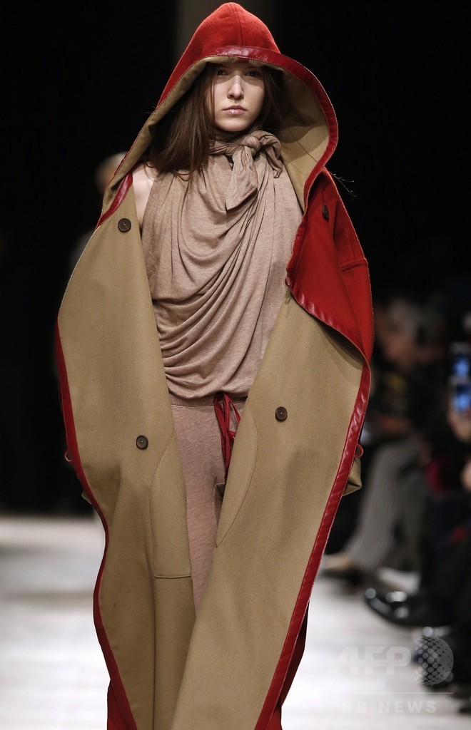 「アンドレアス・クロンターラー フォー ヴィヴィアン・ウエストウッド」16/17年秋冬