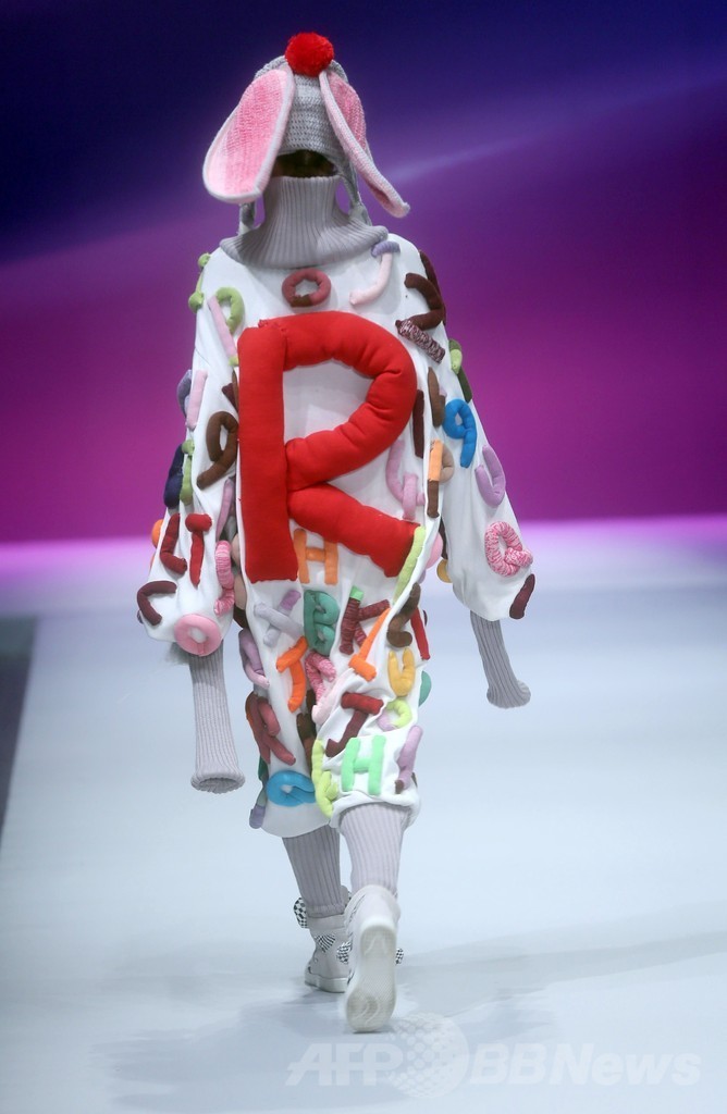 14 15年秋冬北京ファッション ウィーク ニットウェアのコンテスト開催 写真25枚 マリ クレール スタイル Marie Claire Style