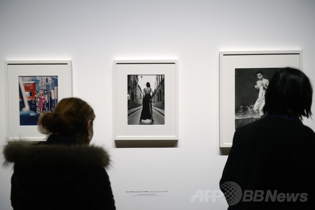 「VOGUE」アーカイブ写真展、仏パリ・モード博物館で開催