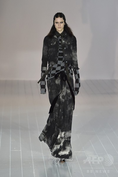 「マーク ジェイコブス」16/17年秋冬コレクション