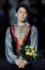 2010世界フィギュアスケート選手権（ISU World Figure Skating Championships 2010）男子シングルを制し、表彰式に臨む高橋大輔（Daisuke Takahashi、2010年3月25日撮影）。(c)AFP/YURI KADOBNOV