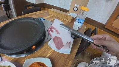 「脂身だらけのサムギョプサル」YouTuberの告発で波紋…韓国・観光地の信用に傷、飲食店が営業停止に