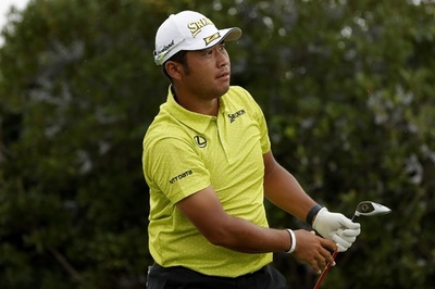 まさかの珍事、松山英樹の打球が観客のシャツに入り込む