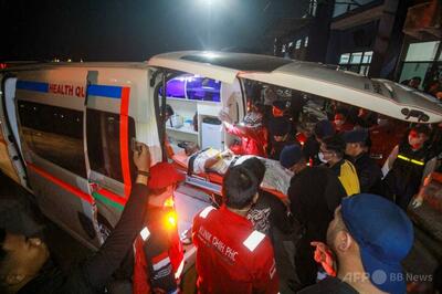 インドネシア・フェリー転覆事故で6人死亡、129人行方不明