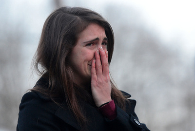 米銃乱射、犯人はセミオートライフル使用 犠牲者からは複数の銃弾