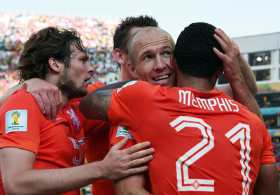 オランダ、チリ下してグループ首位通過決める