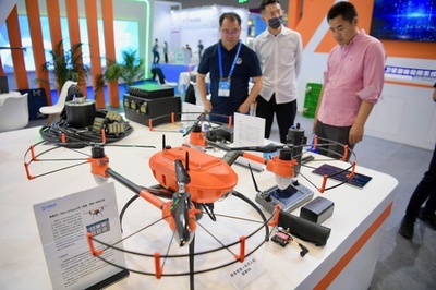 中国、2023年のドローン登録機数は127万機