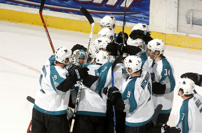 ＜06-07NHL＞シャークス SOの末キャピタルズを降し連敗を3で止める - 米国