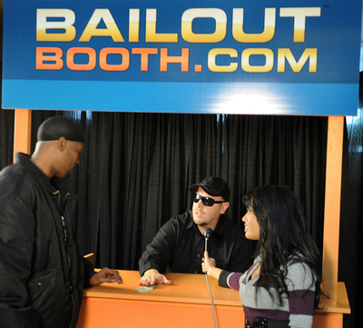 現金配る「ベイルアウト・ビル」、今度はワシントンに出現　