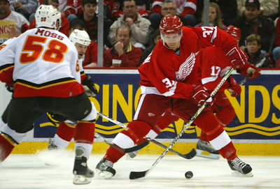 ＜06-07NHL プレーオフ＞レッドウィングス フレームスを降し2連勝をマーク - 米国