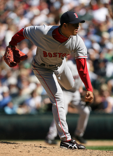 岡島 打者1人を抑える