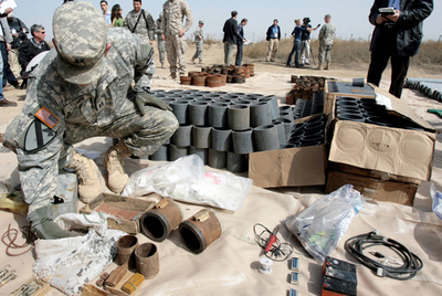 米国がイラクに供与した小型武器、半数以上が行方不明