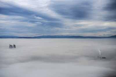 【AFP記者コラム】雲の下に隠れた街─マケドニア・スコピエ