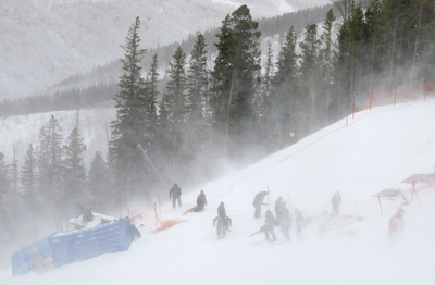 男子スーパー大回転・第2戦は視界不良により3日に延期
