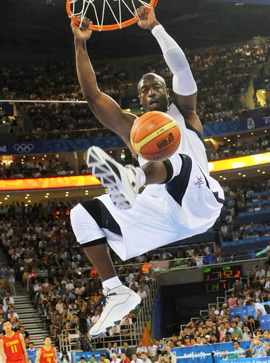 米国 中国を下し初戦を白星で飾る