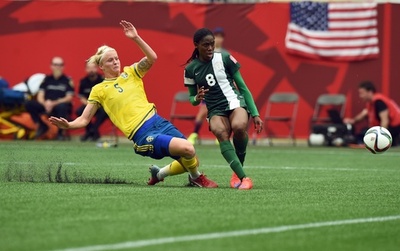 スウェーデンとナイジェリアは引き分ける、女子サッカーW杯